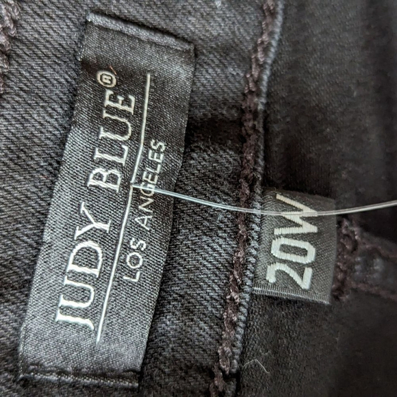 JUDY BLUE Loose Fit Distressed Black High Waist Jeans NWT Sz 20 W - Picture 13 of 15